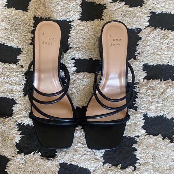 Black Strappy Heels - Picture 1 of 2